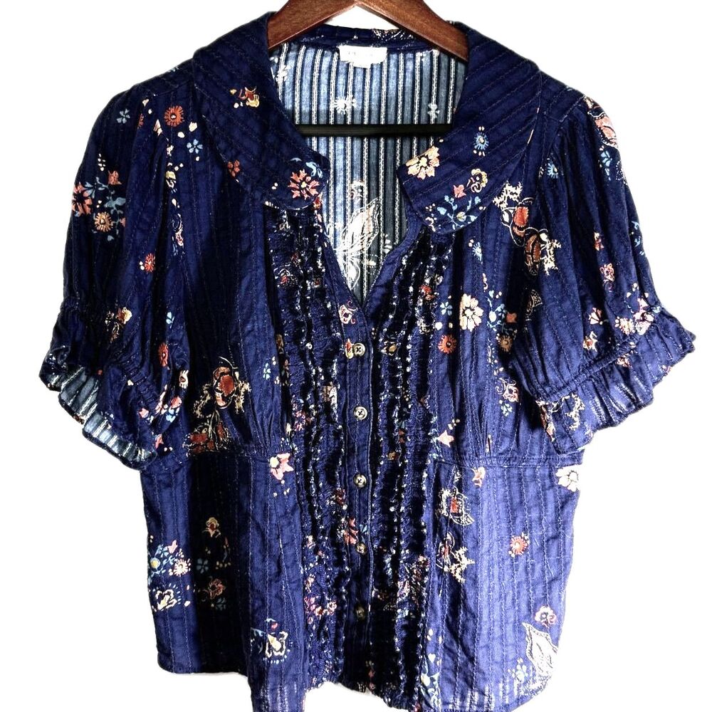 Pilcro Anthropologie L Blue Floral Ruffle Button Front Peasant Boho Prairie Top